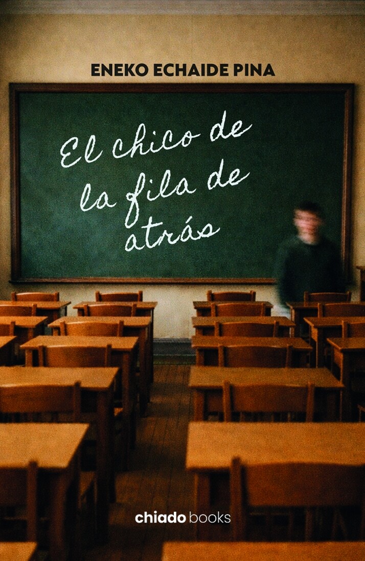 EL CHICO DE LA FILA DE ATRÁS